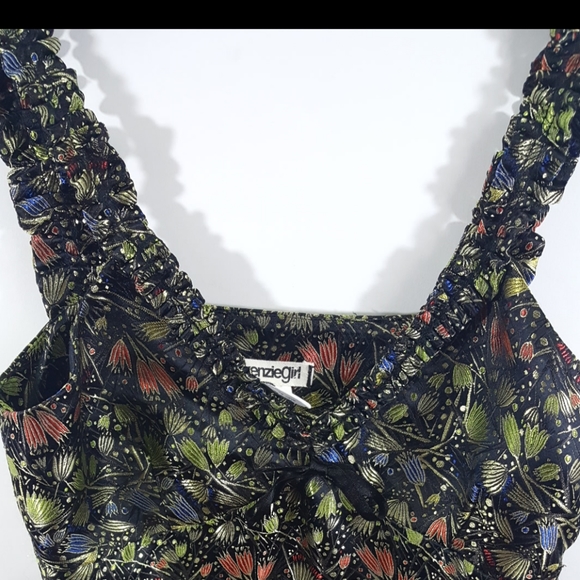 Teen Kinzie Girl dtess - Picture 4 of 8